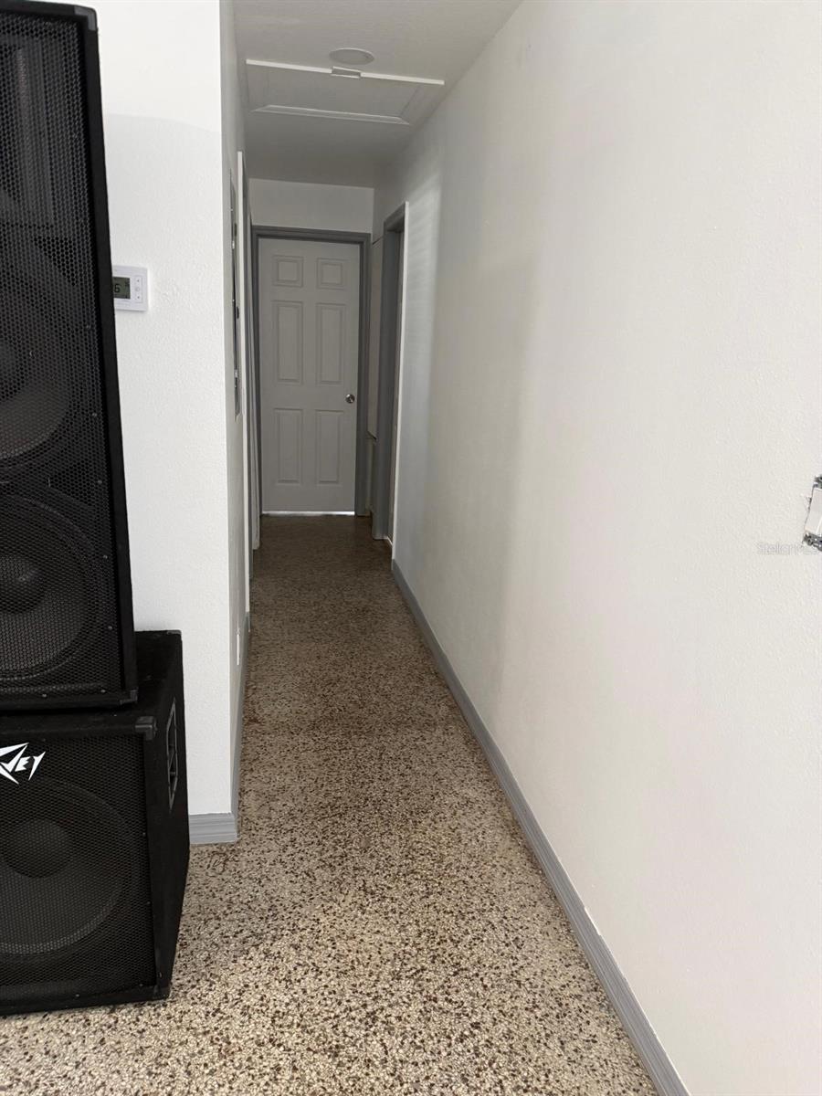 Image 17 of 32 For 342 Campus View Drive