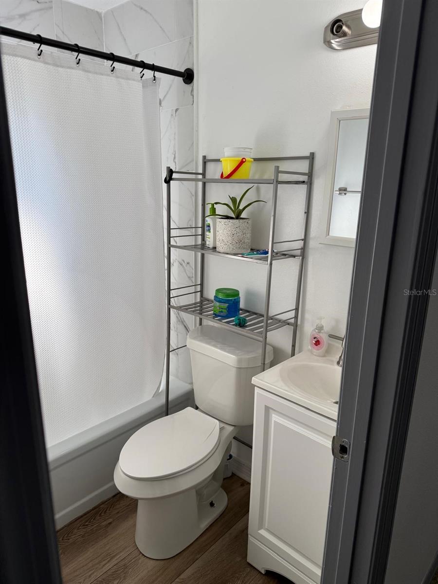 Image 19 of 32 For 342 Campus View Drive