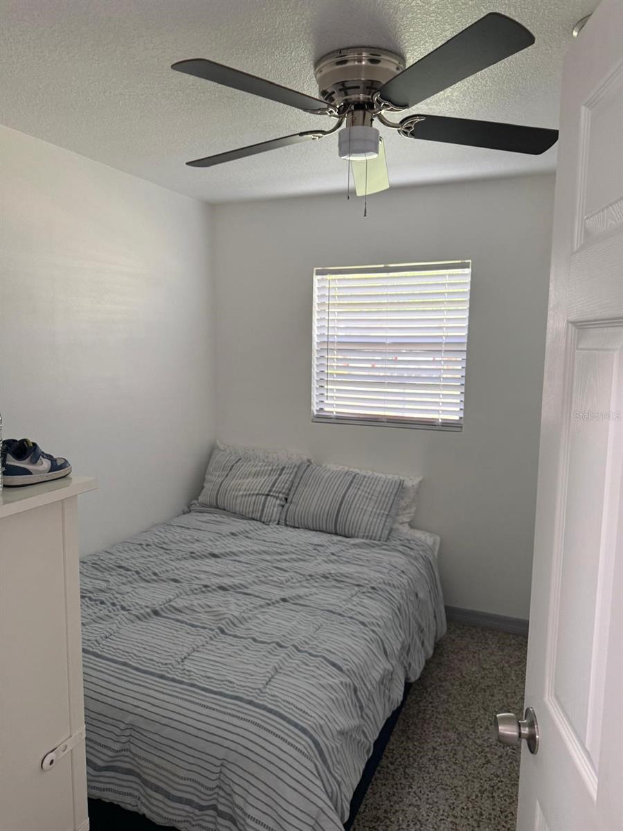 Image 23 of 32 For 342 Campus View Drive