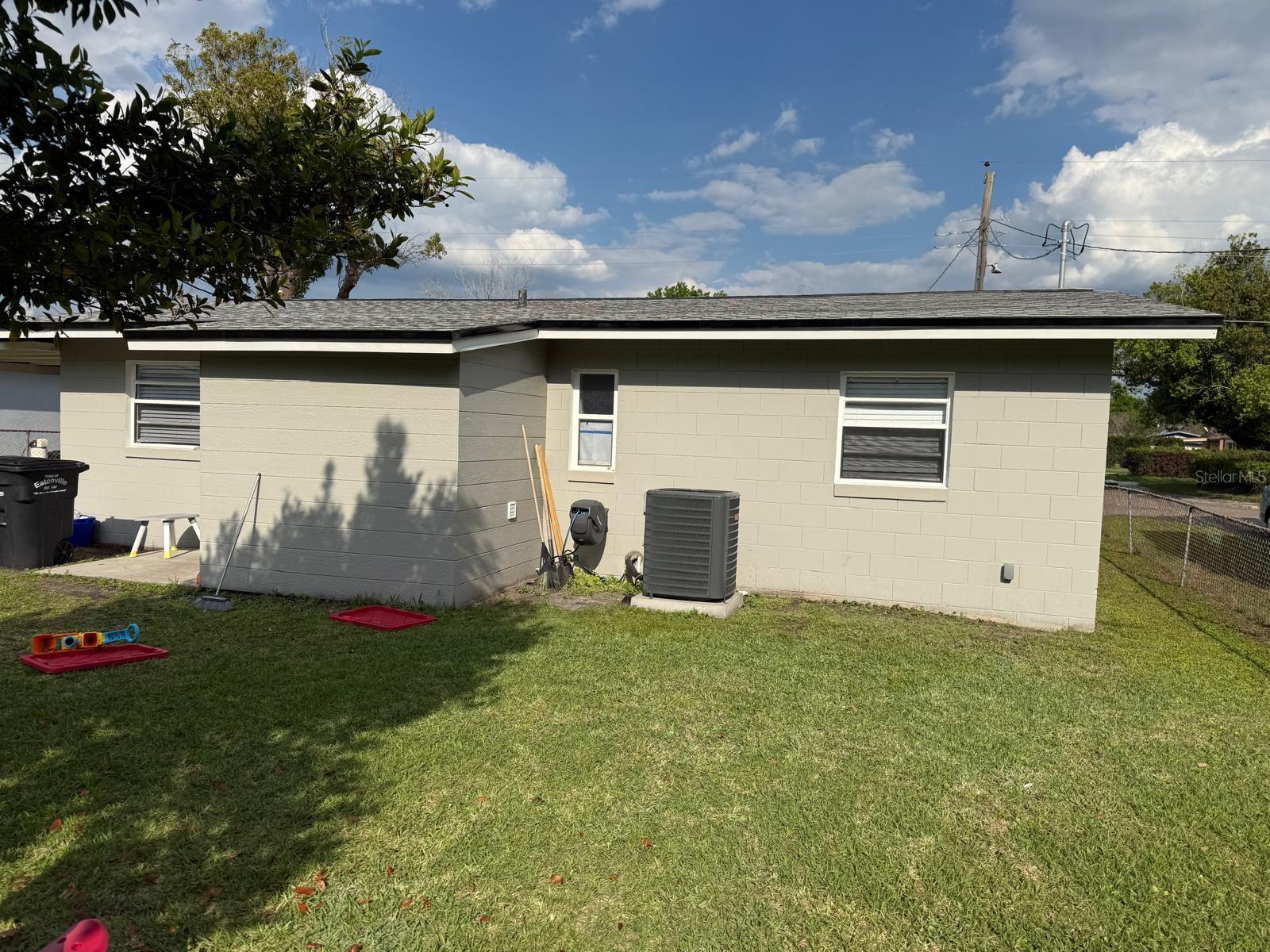 Image 6 of 32 For 342 Campus View Drive