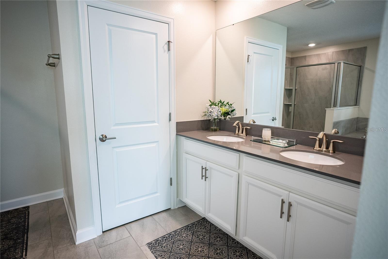 Image 19 of 24 For 2701 Bookmark Drive