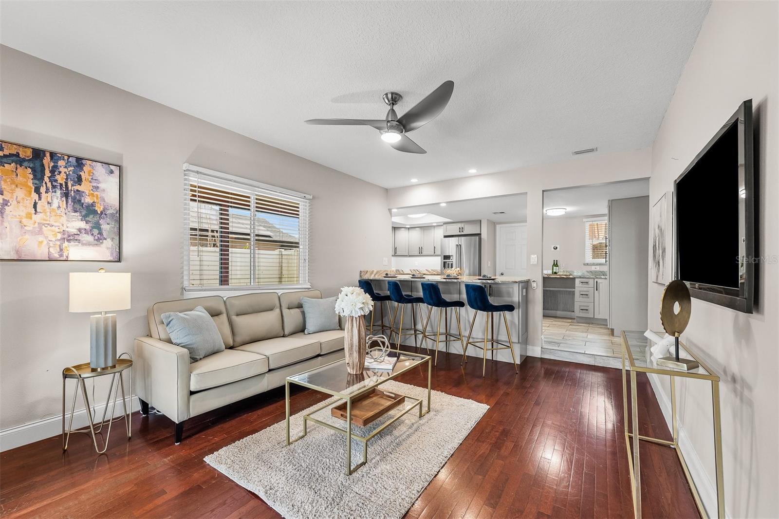 Image 17 of 50 For 7834 Snowberry Cir