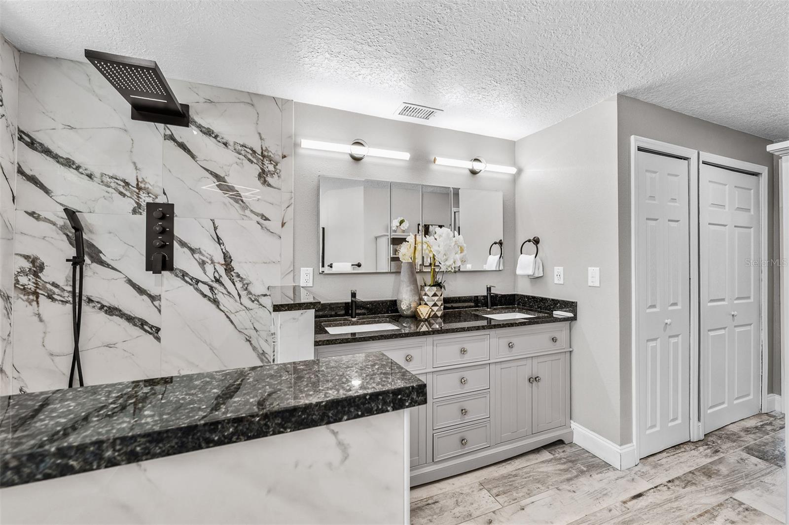 Image 26 of 50 For 7834 Snowberry Cir