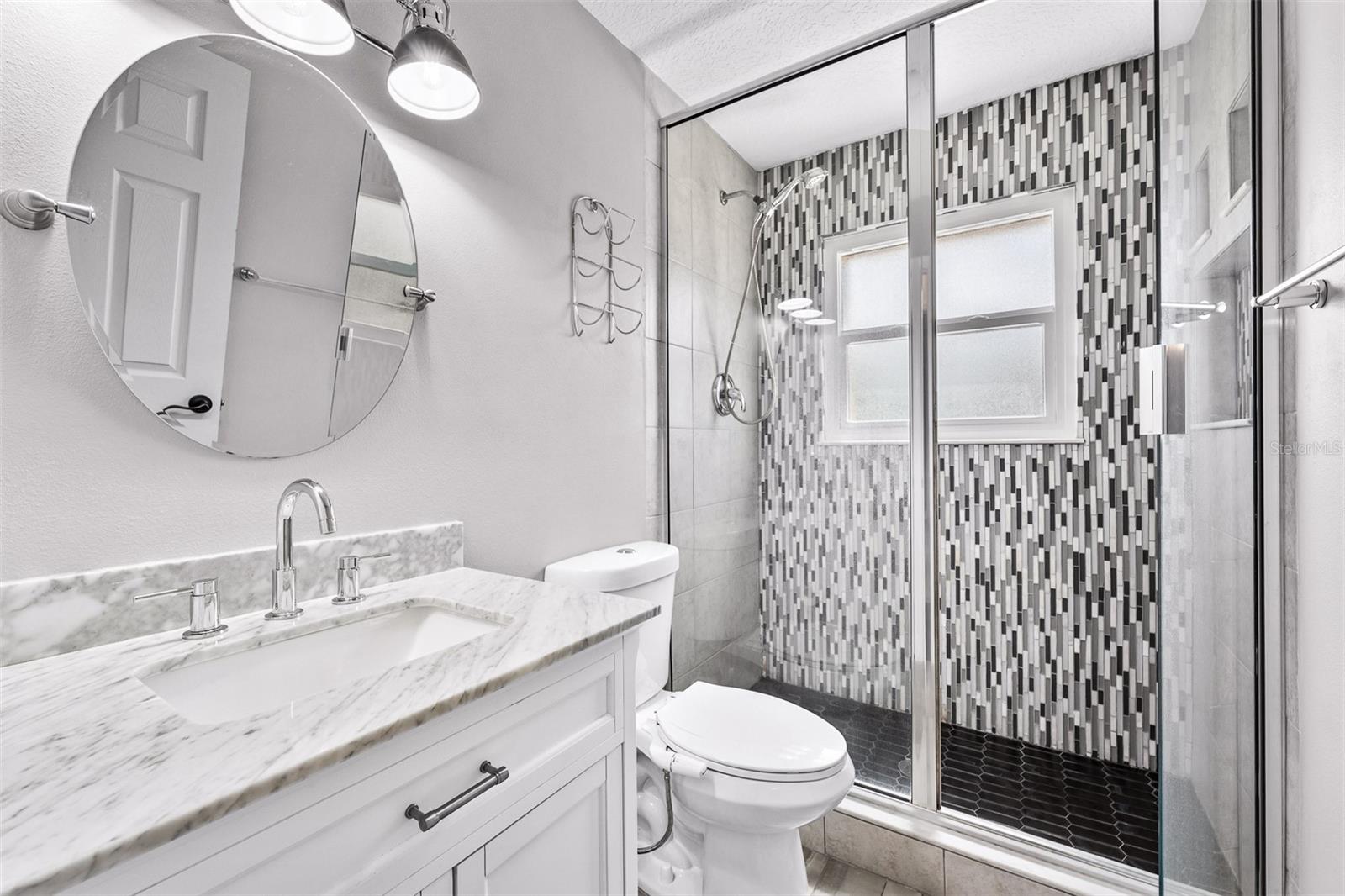 Image 33 of 50 For 7834 Snowberry Cir