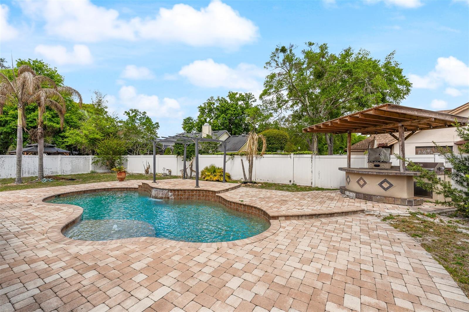 Image 37 of 50 For 7834 Snowberry Cir