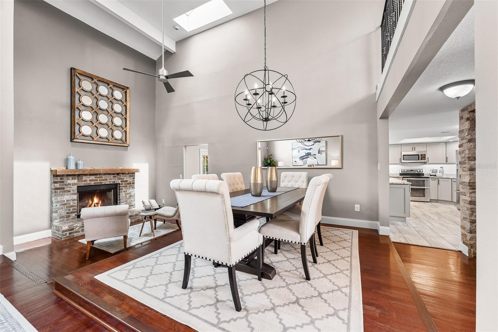 Image 5 of 50 For 7834 Snowberry Cir