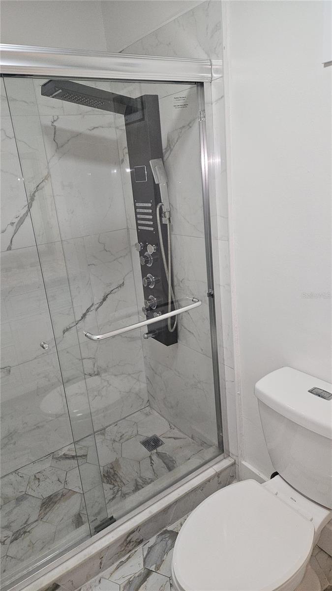 Image 10 of 21 For 2500 21st Street Nw 15