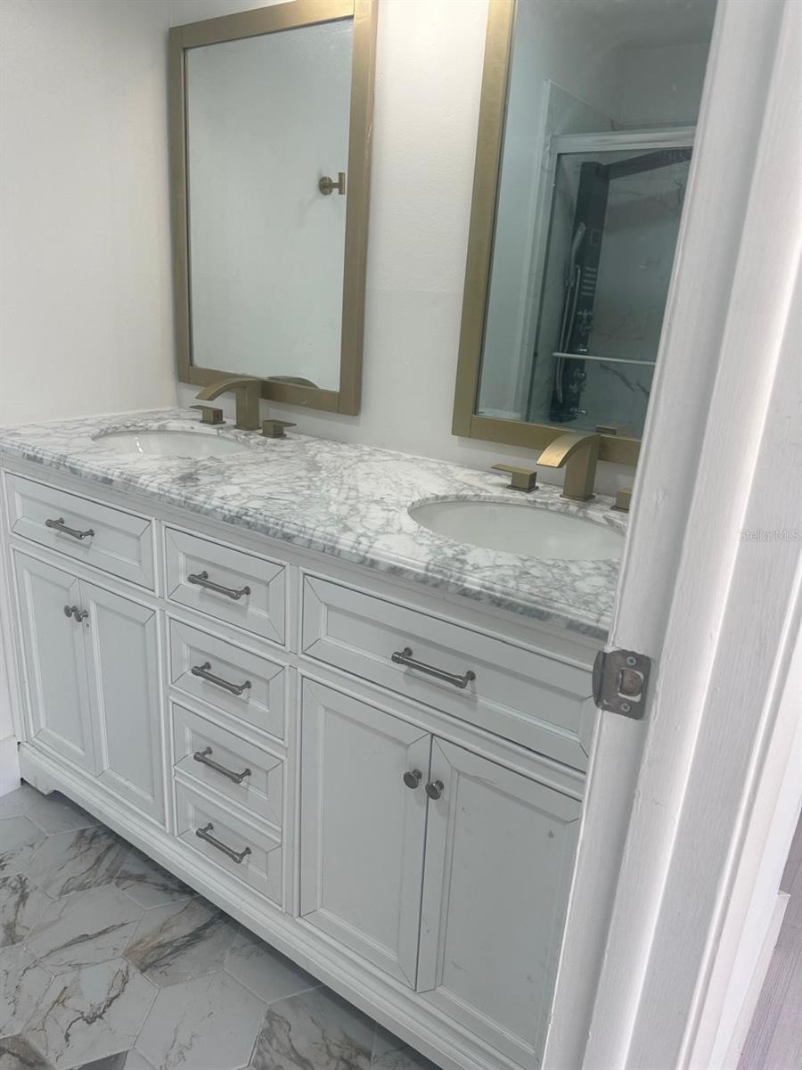 Image 21 of 21 For 2500 21st Street Nw 15