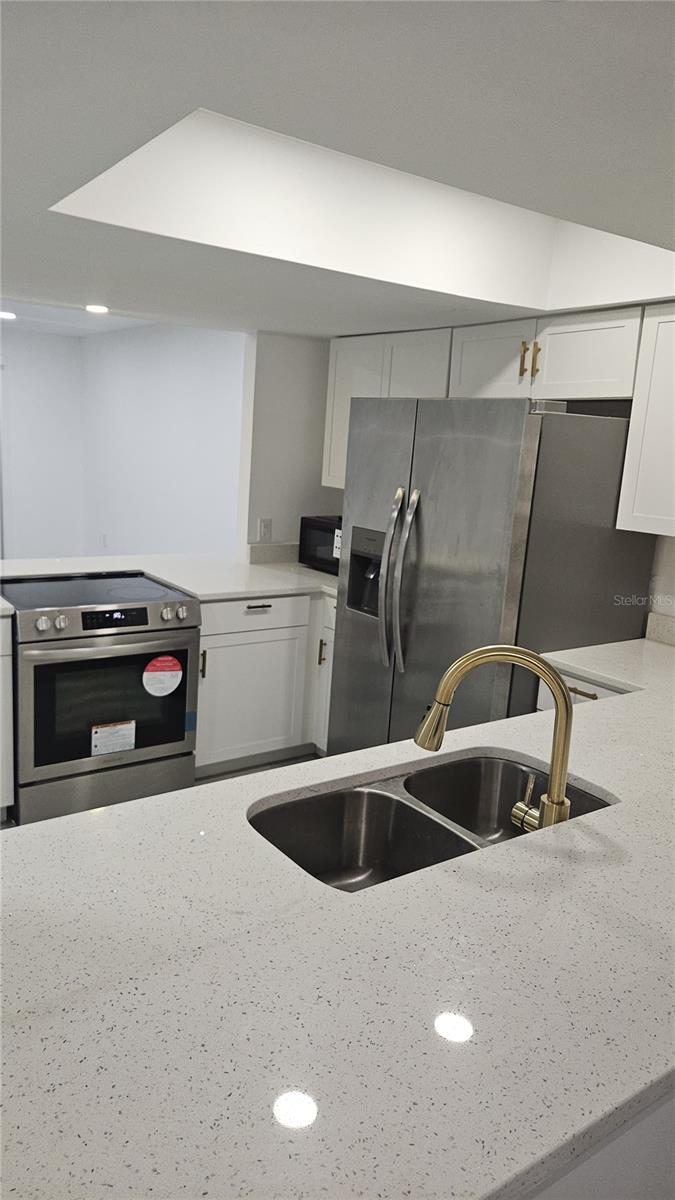 Image 4 of 21 For 2500 21st Street Nw 15