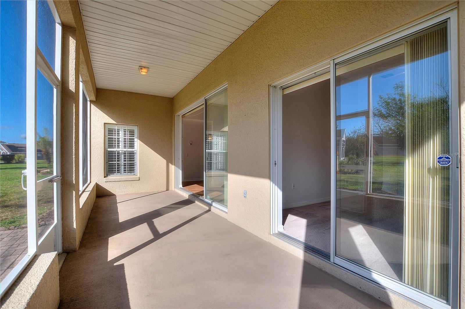 Image 12 of 57 For 232 Oak Hammock Dr