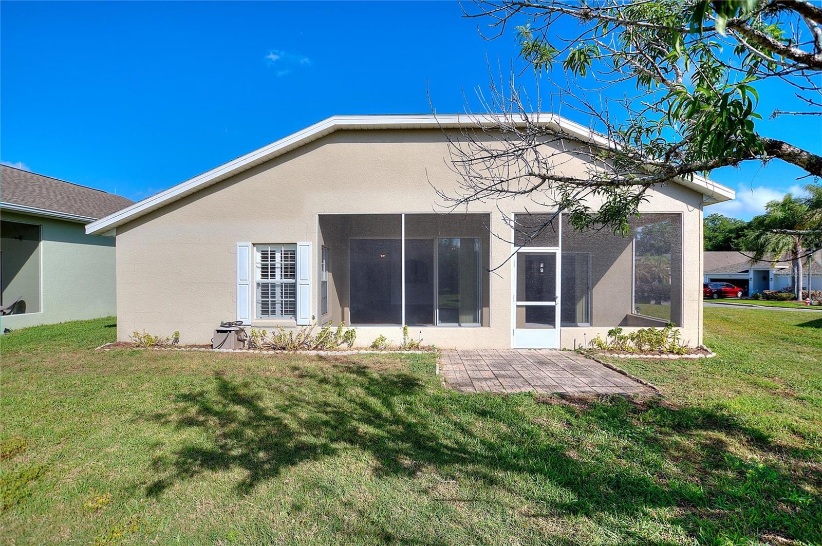 Image 29 of 57 For 232 Oak Hammock Dr