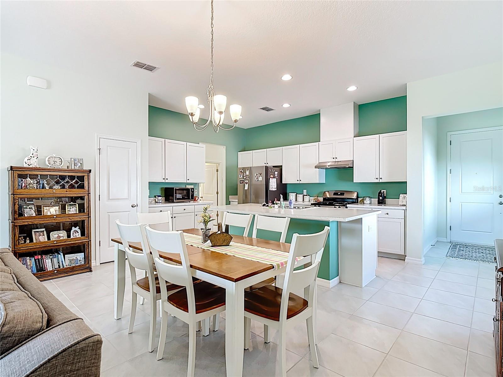 Image 16 of 52 For 7624 Sand Pierre Court