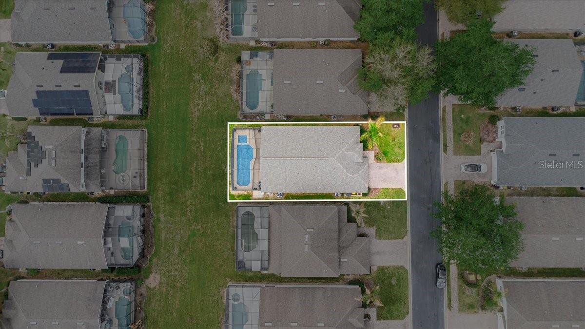 Image 41 of 49 For 628 Kensington Drive