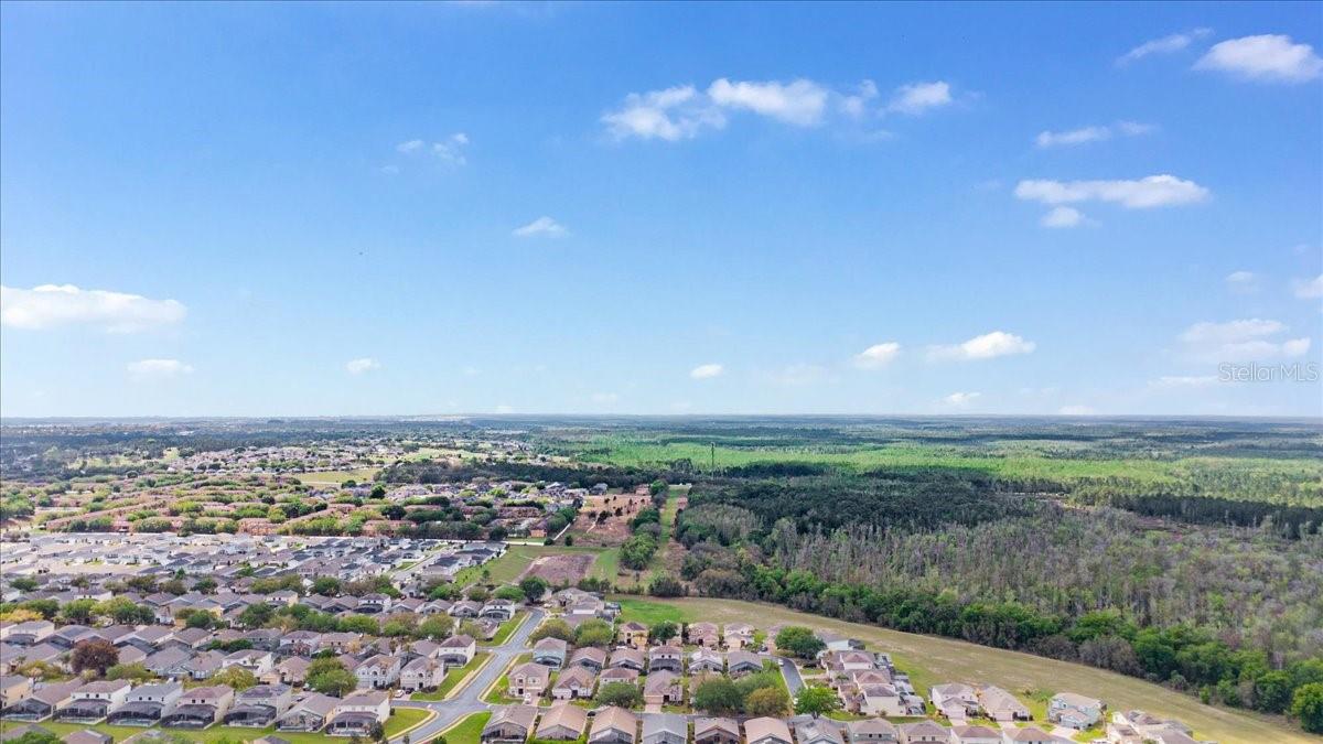 Image 43 of 49 For 628 Kensington Drive