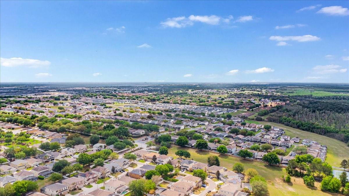 Image 44 of 49 For 628 Kensington Drive