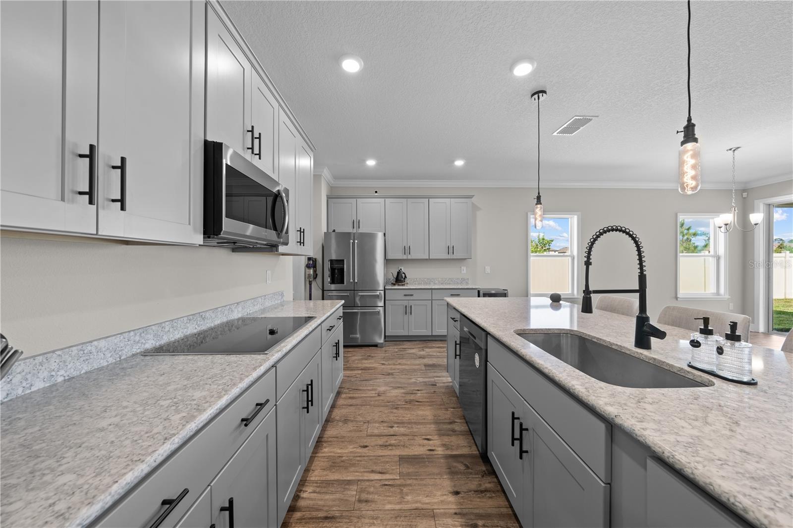 Image 20 of 82 For 31041 Jazz Leaf Place