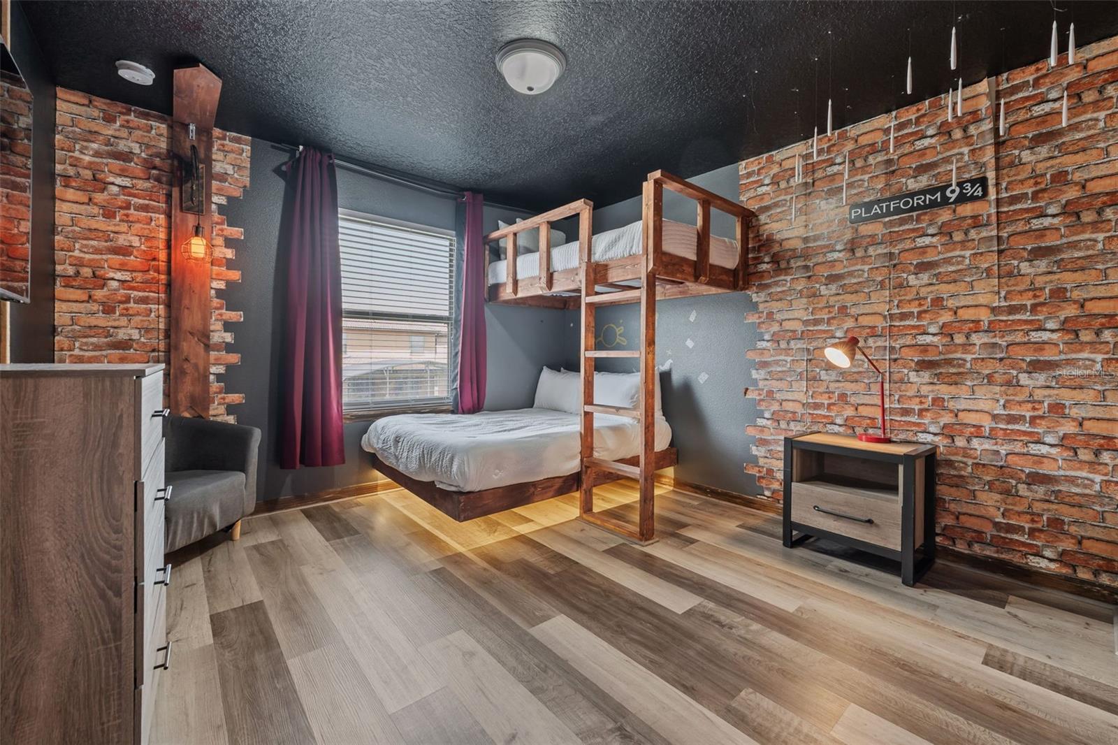 Image 8 of 57 For 2108 Morocco Way