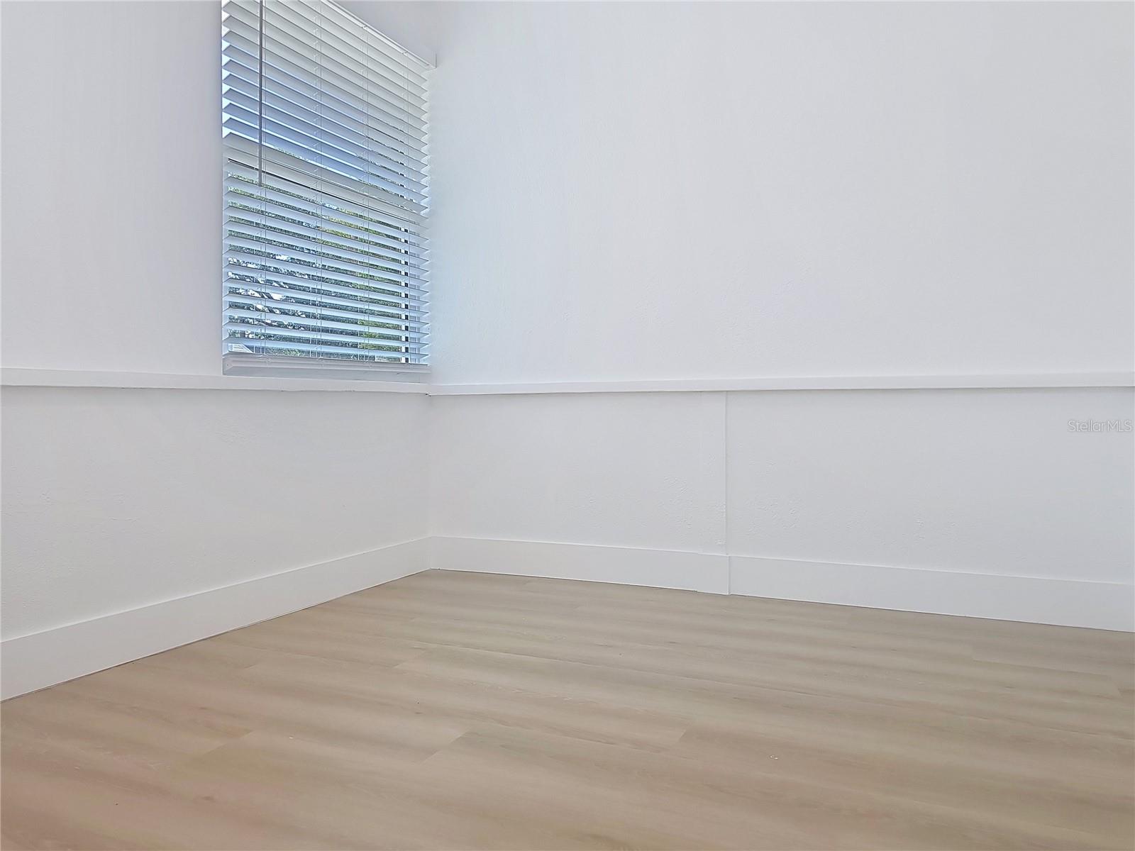 Image 9 of 16 For 1035 15th Avenue S