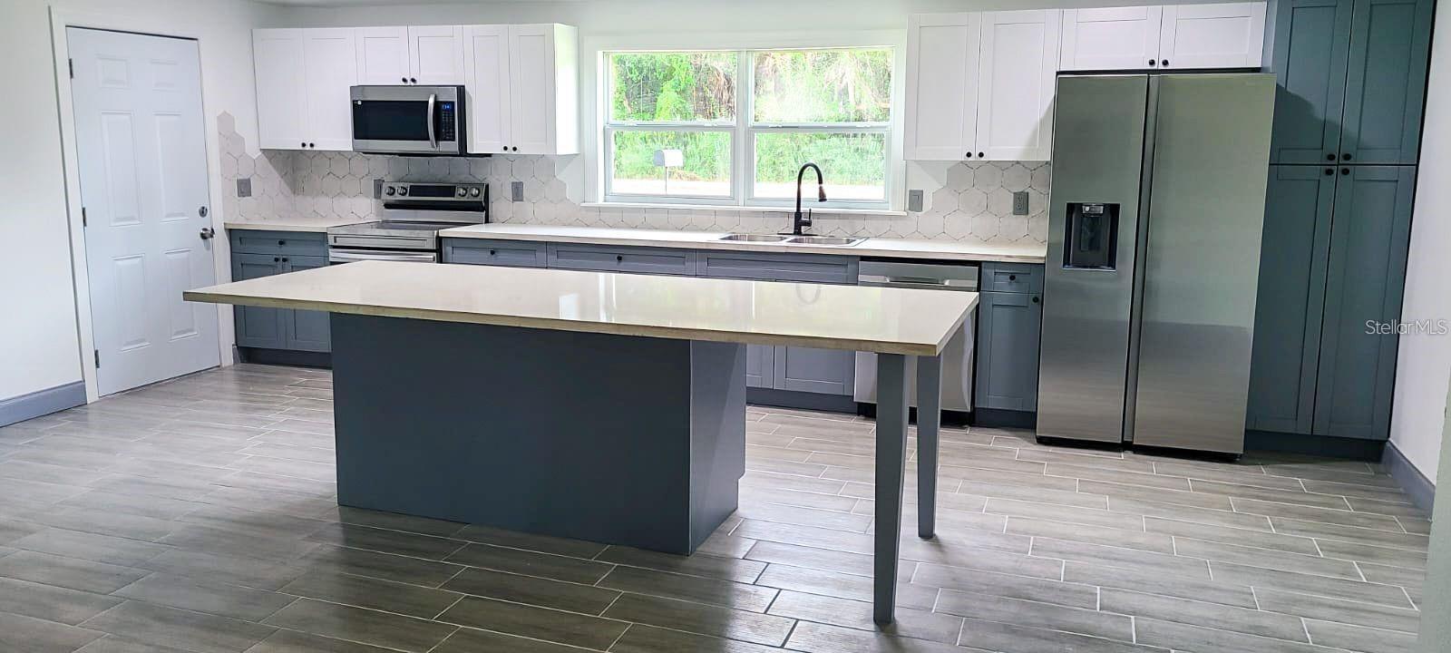 Image 10 of 24 For 205 Cornell Street