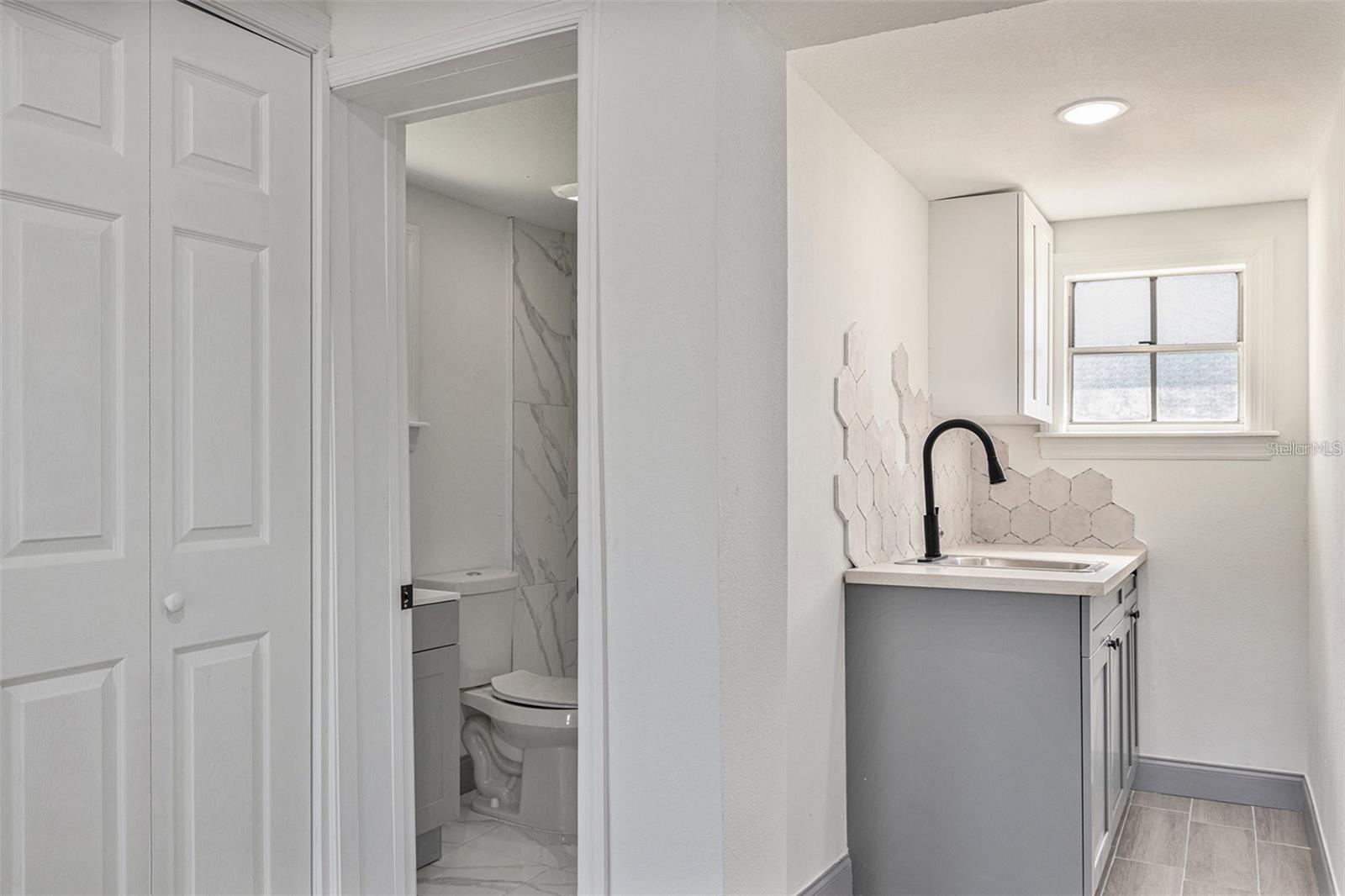 Image 18 of 24 For 205 Cornell Street