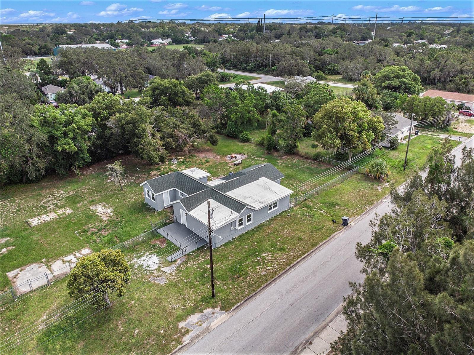 Image 22 of 24 For 205 Cornell Street