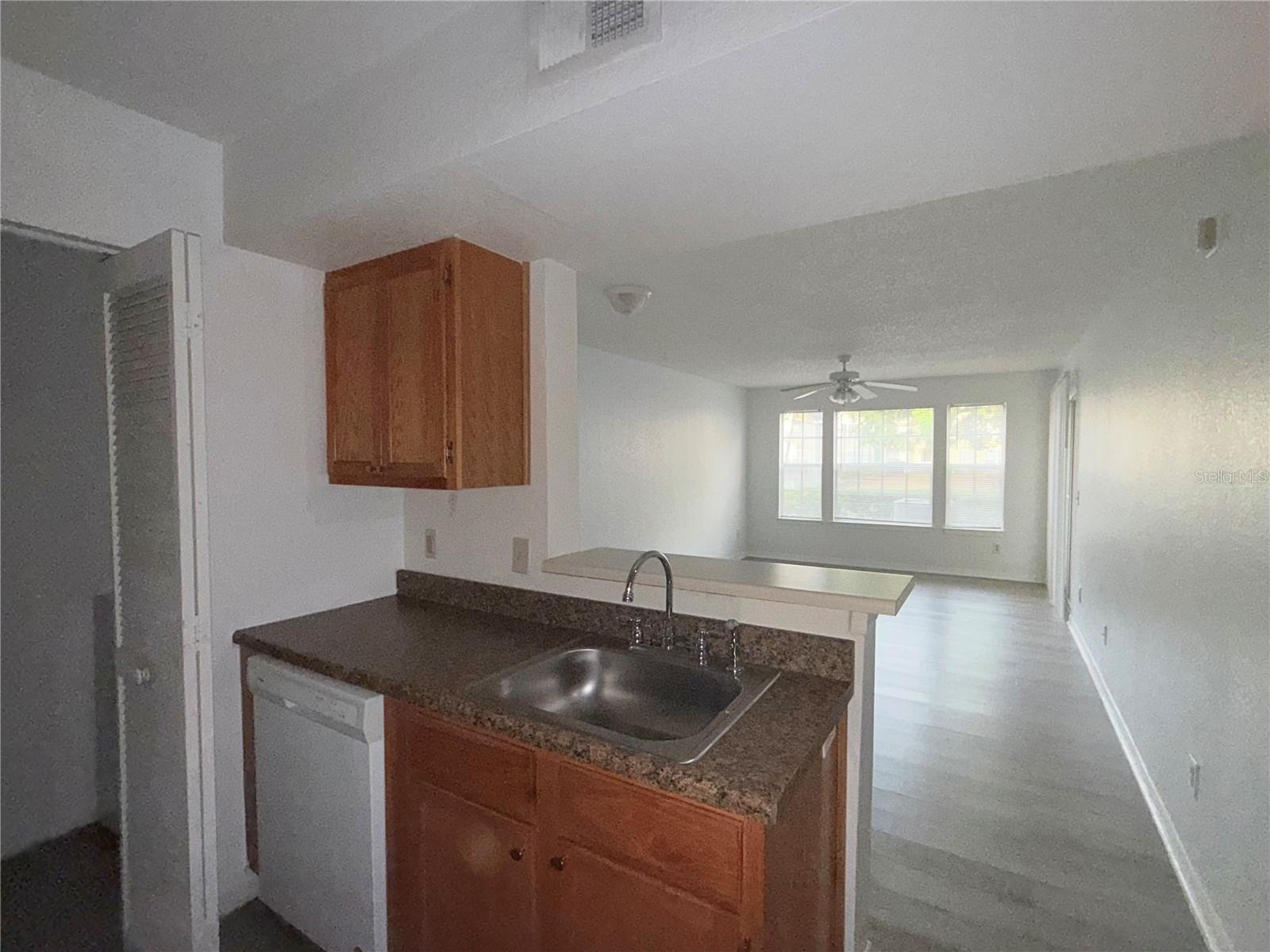 Image 9 of 25 For 1025 Hiawassee Road 2216