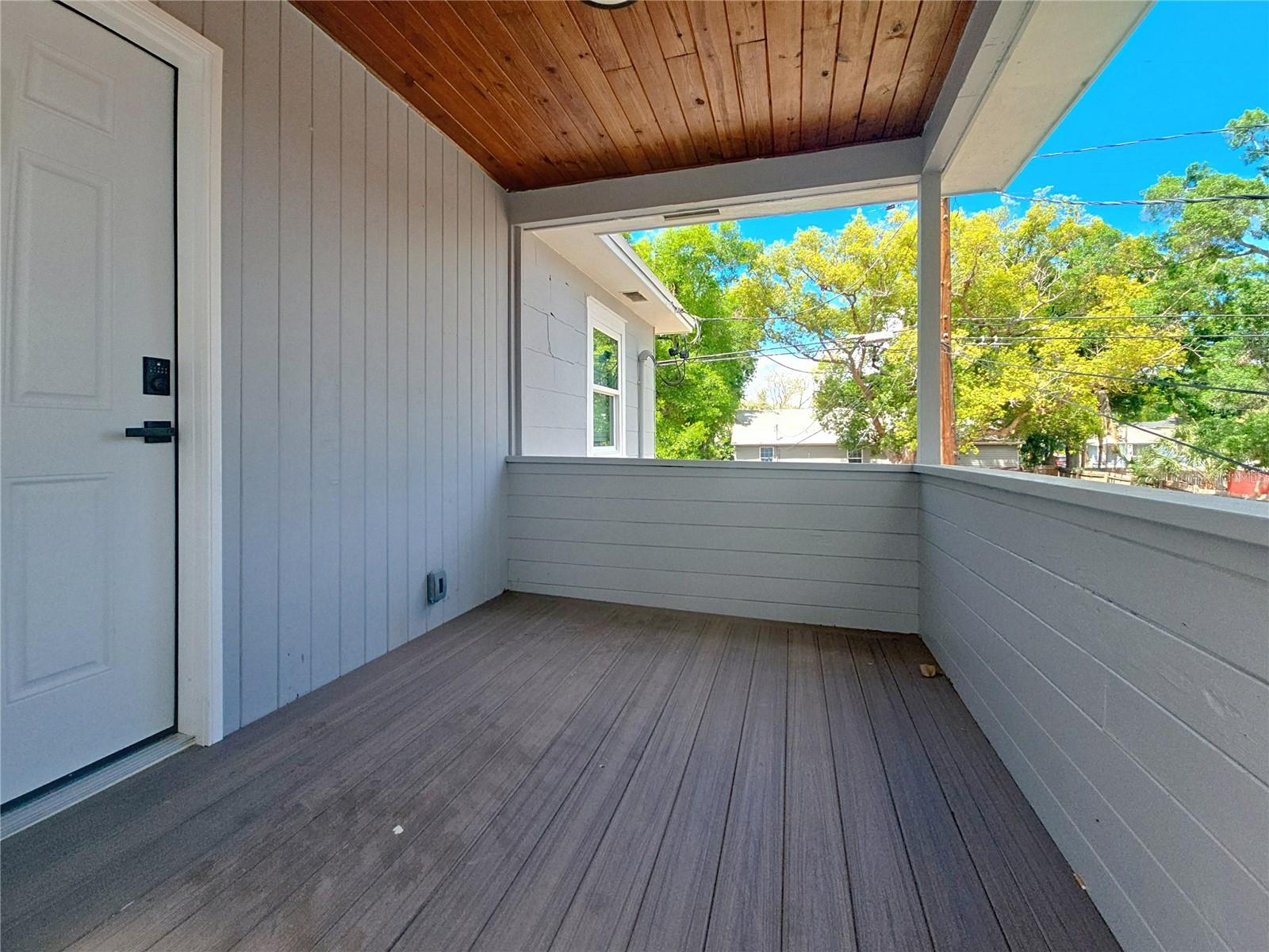 Image 3 of 13 For 1035 15th Avenue S A