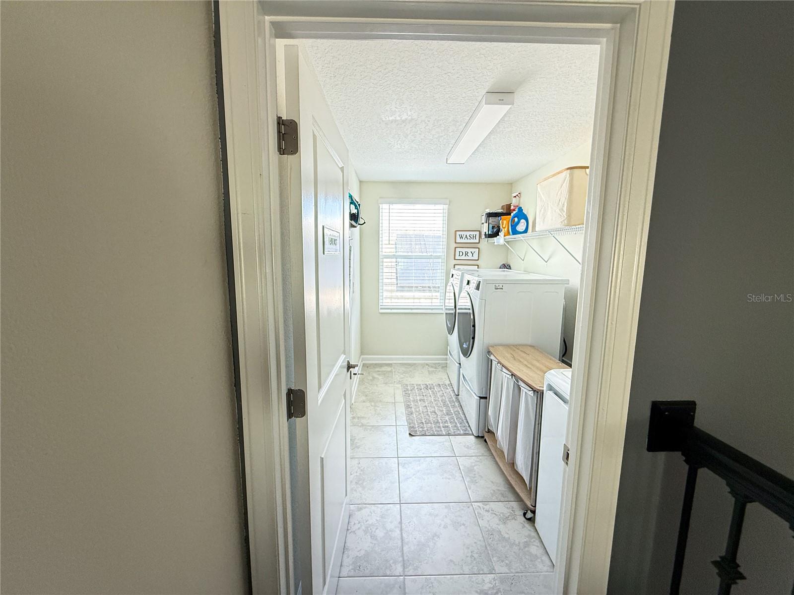 Image 33 of 51 For 11456 Satire Street