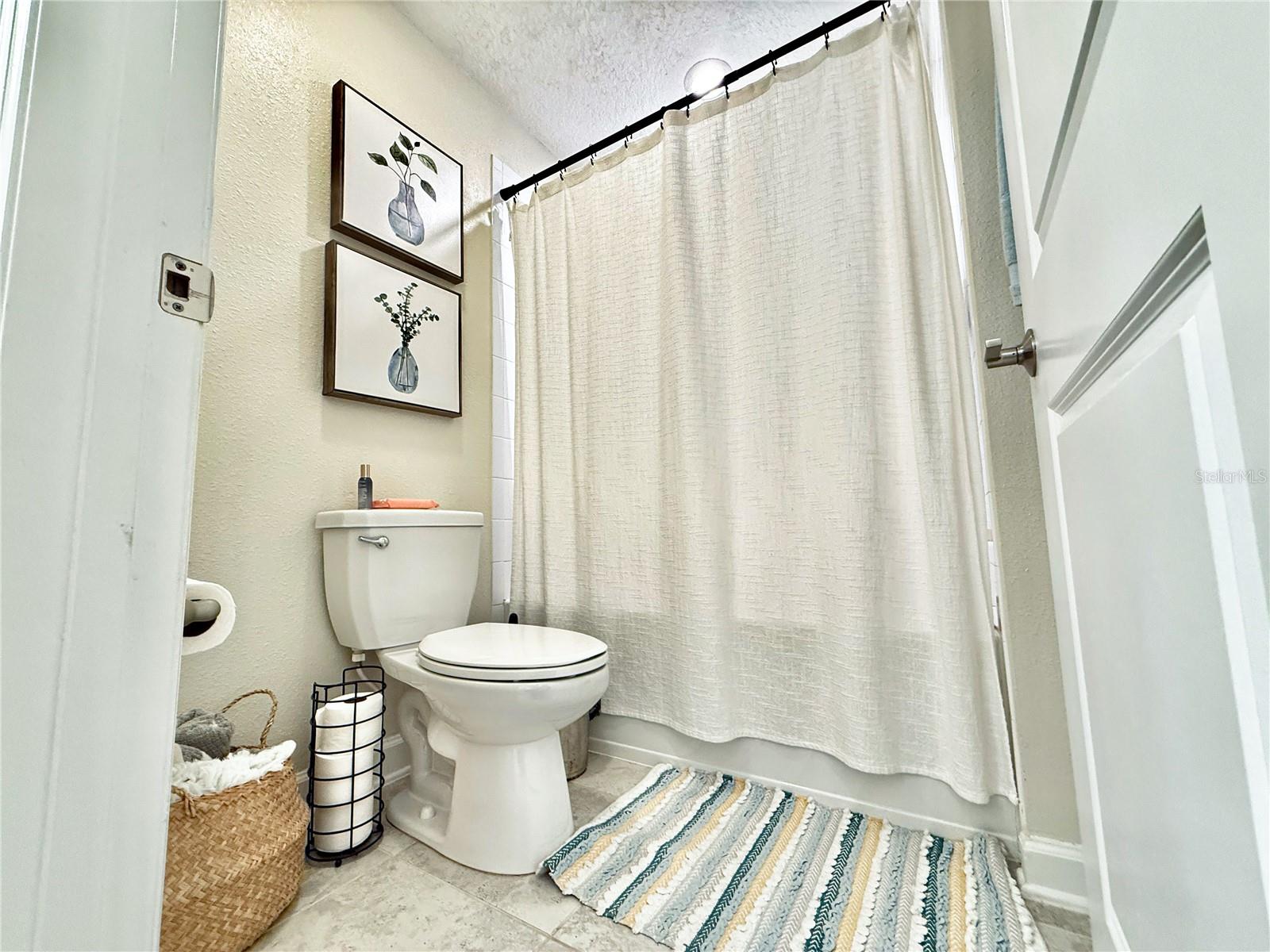 Image 45 of 51 For 11456 Satire Street