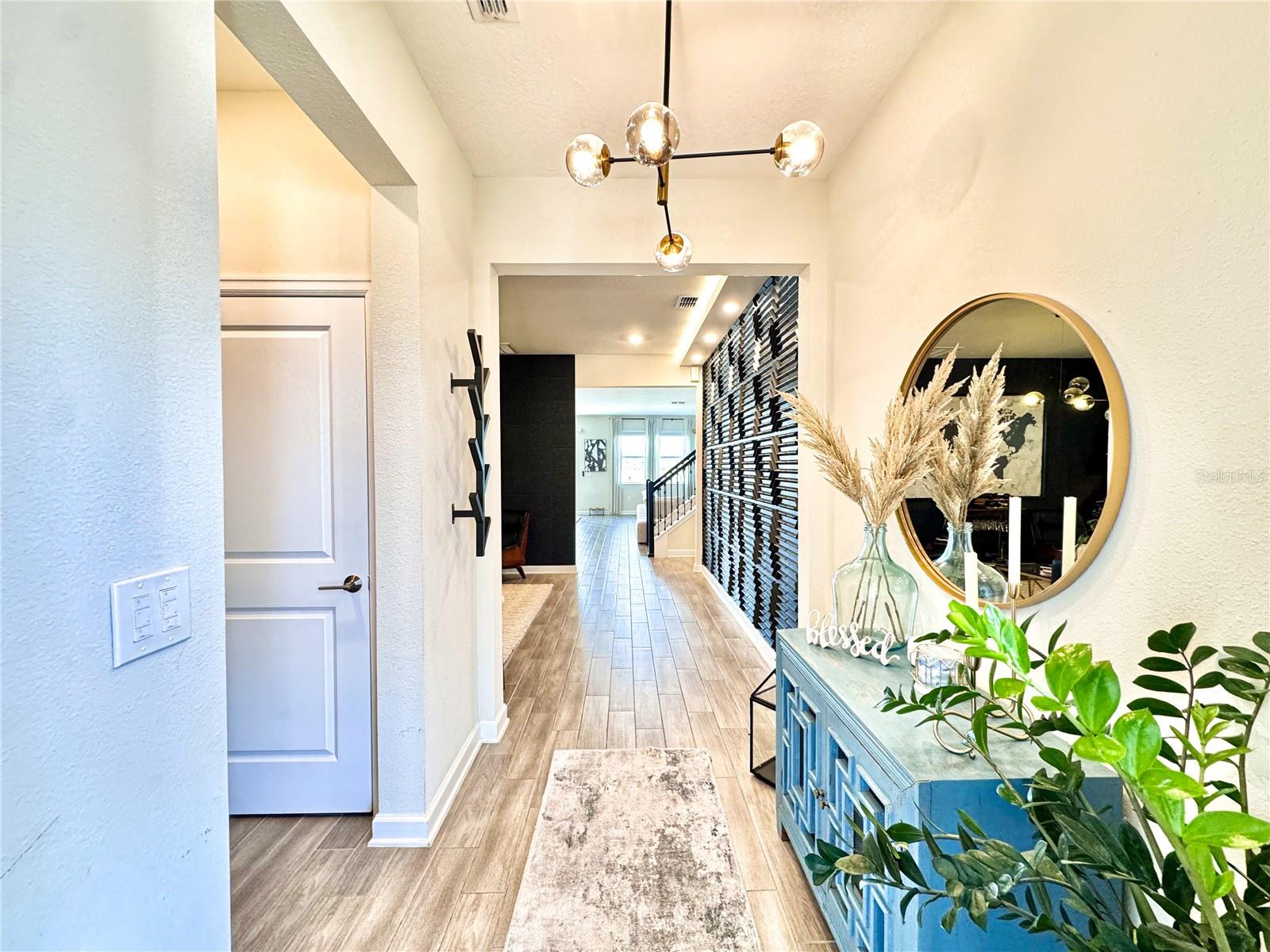 Image 5 of 51 For 11456 Satire Street