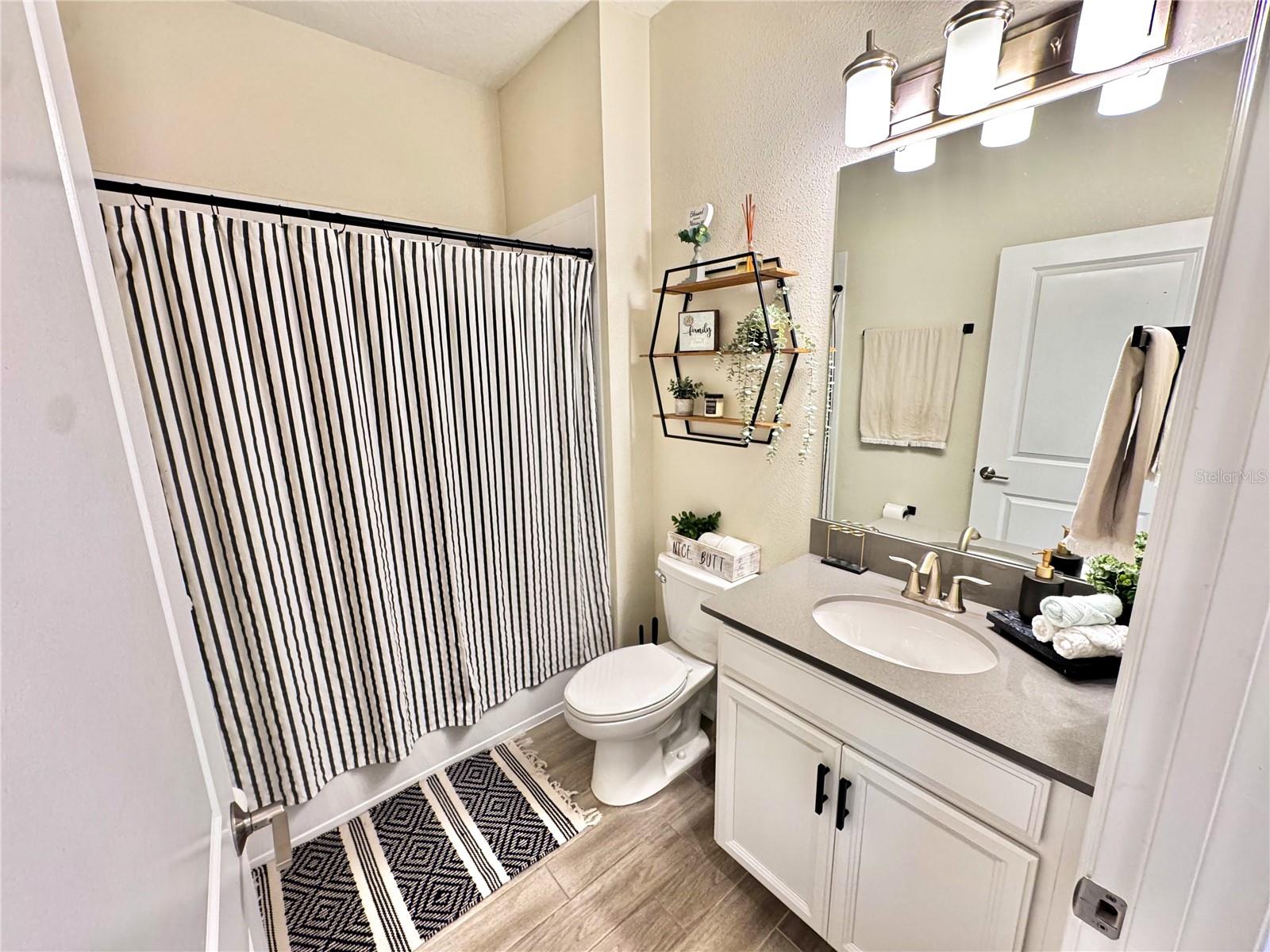 Image 7 of 51 For 11456 Satire Street