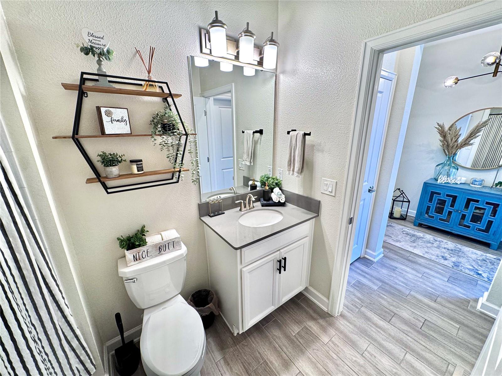 Image 8 of 51 For 11456 Satire Street