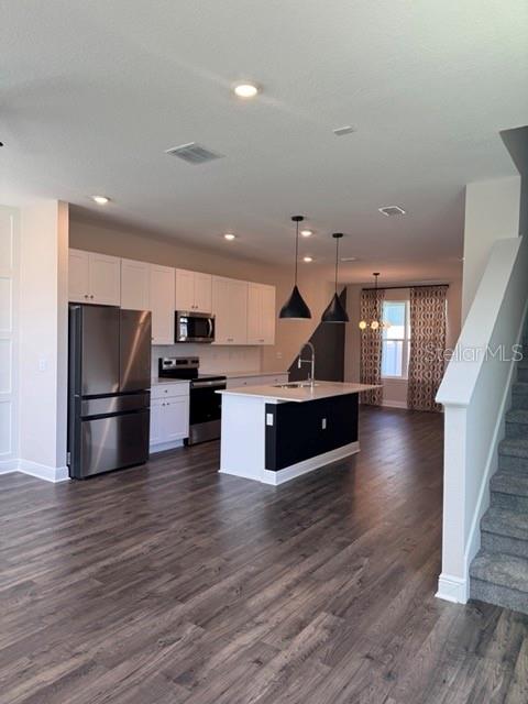 Image 7 of 36 For 16333 Ingram Hills Alley