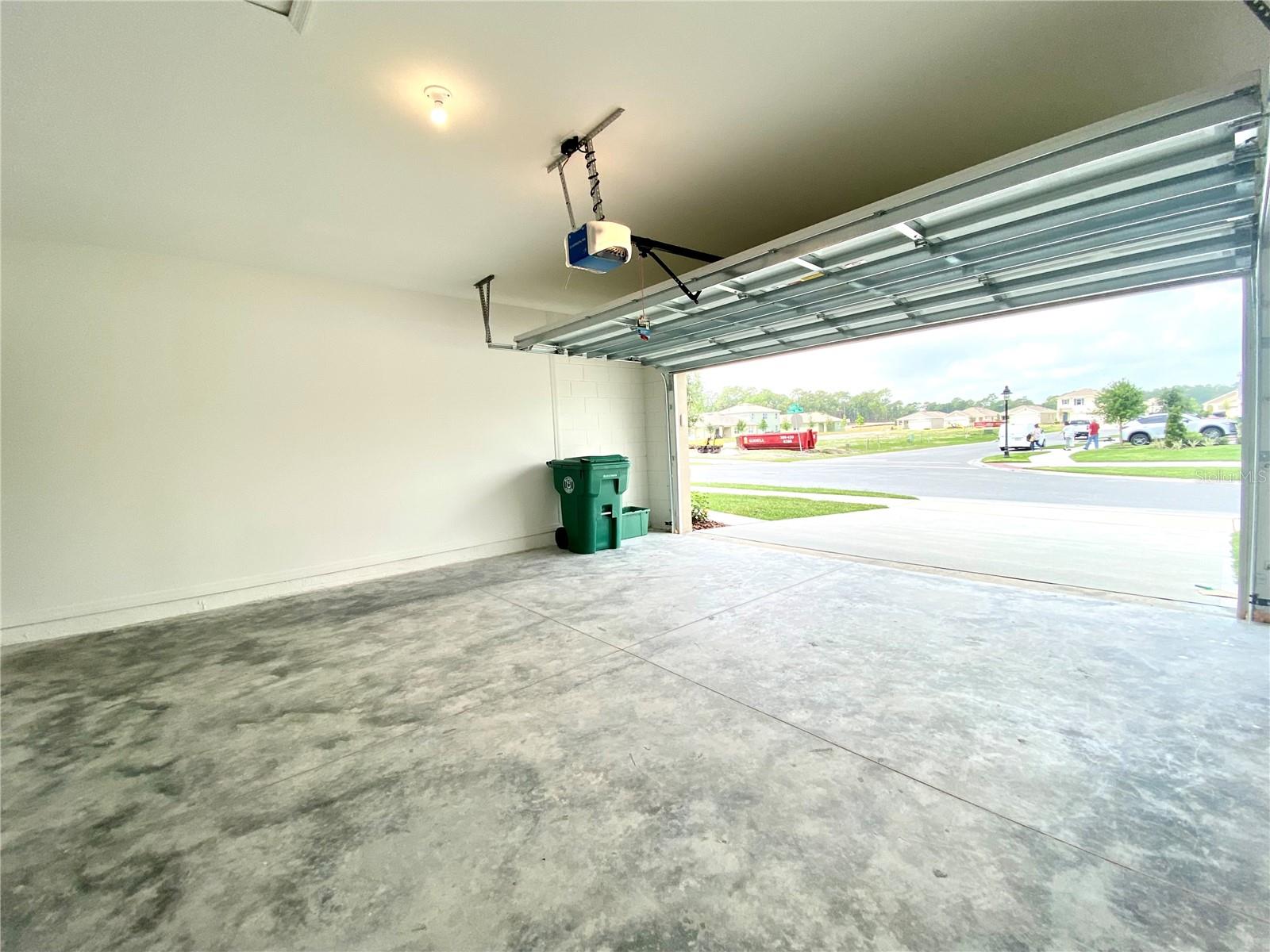 Image 13 of 20 For 160 Victoria Oaks Boulevard