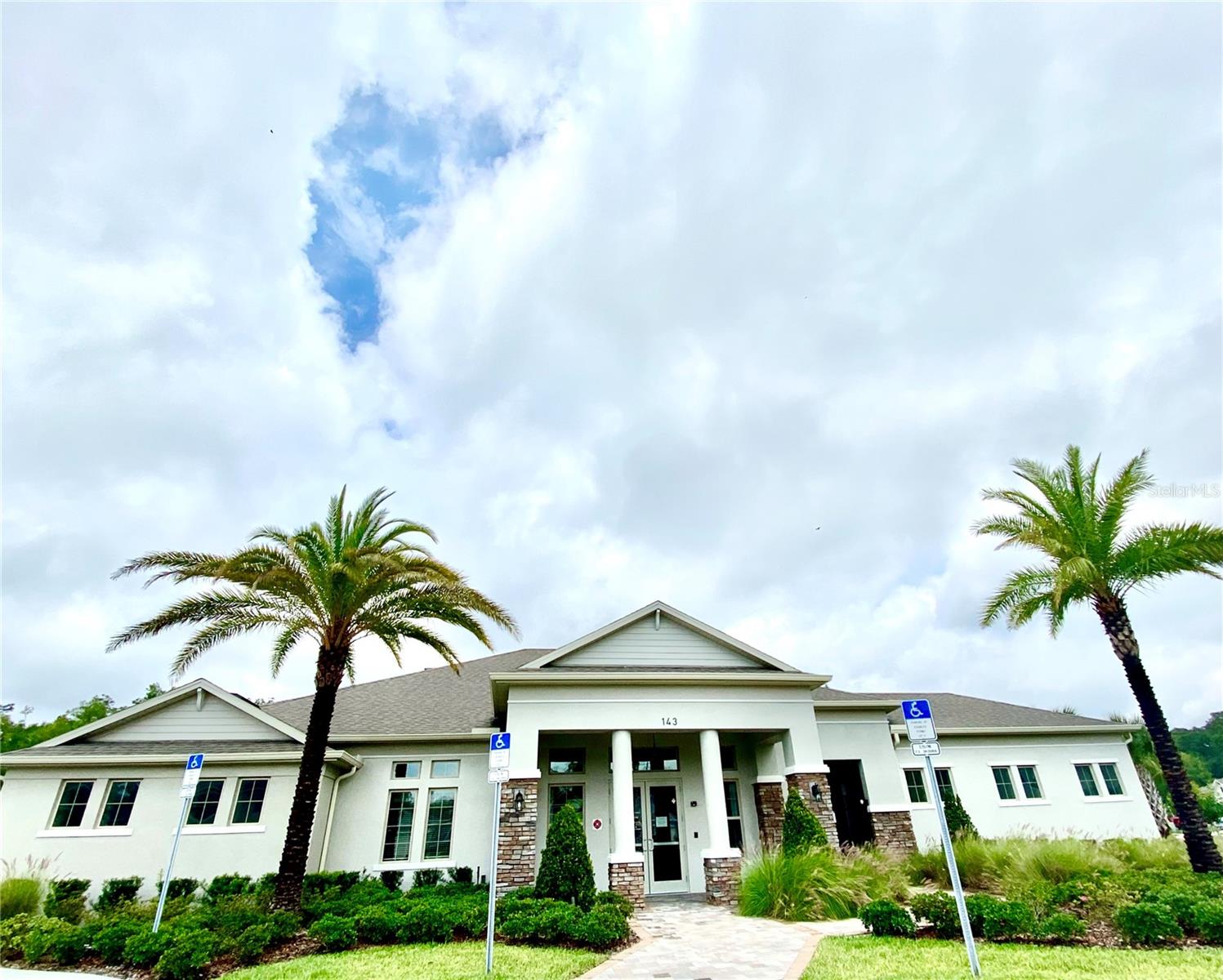 Image 15 of 20 For 160 Victoria Oaks Boulevard