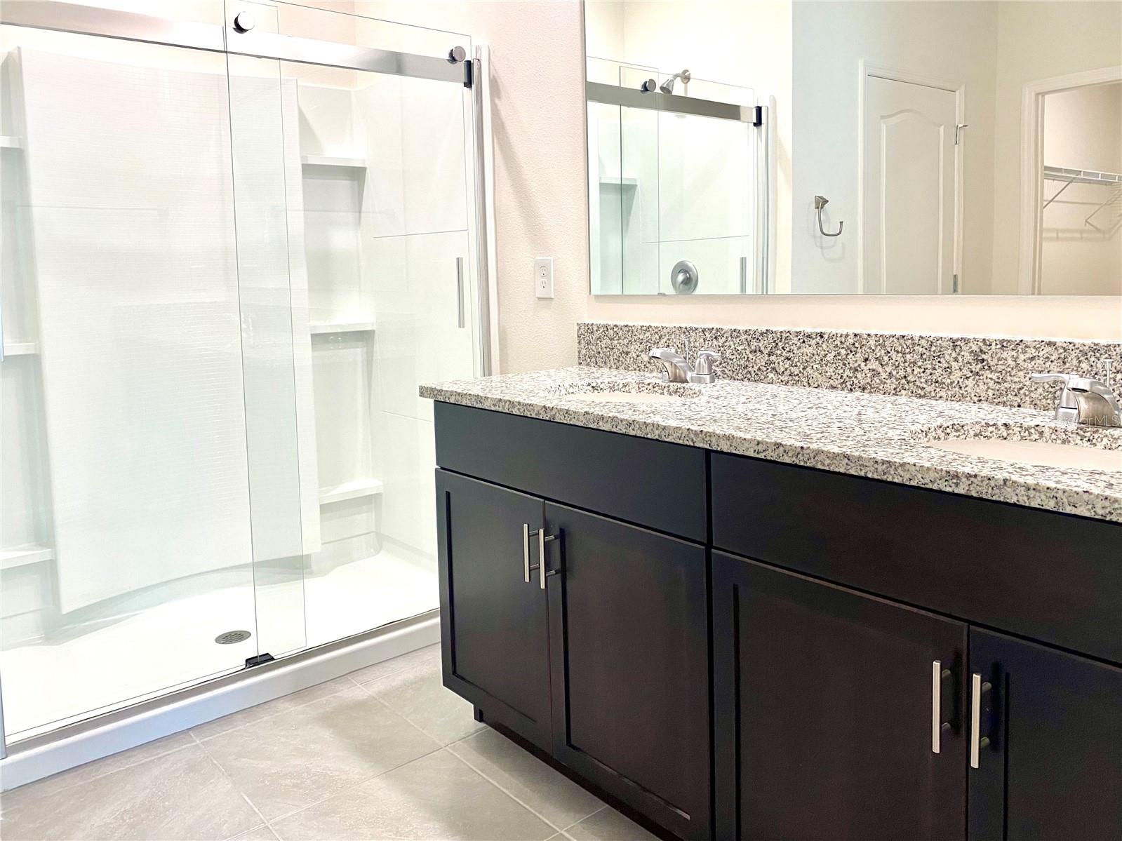 Image 9 of 20 For 160 Victoria Oaks Boulevard