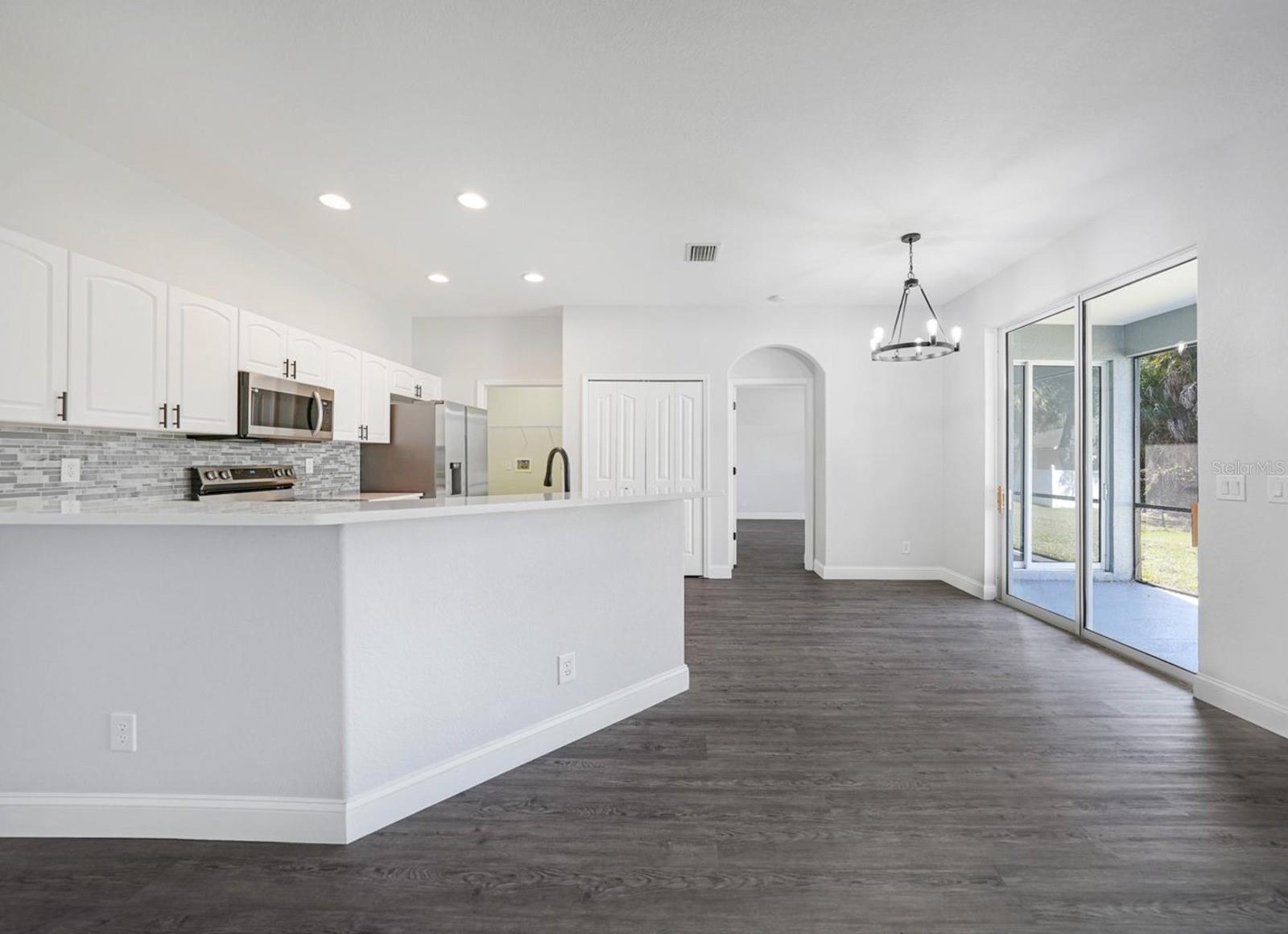 Image 6 of 19 For 1647 Squaw Ln Lane