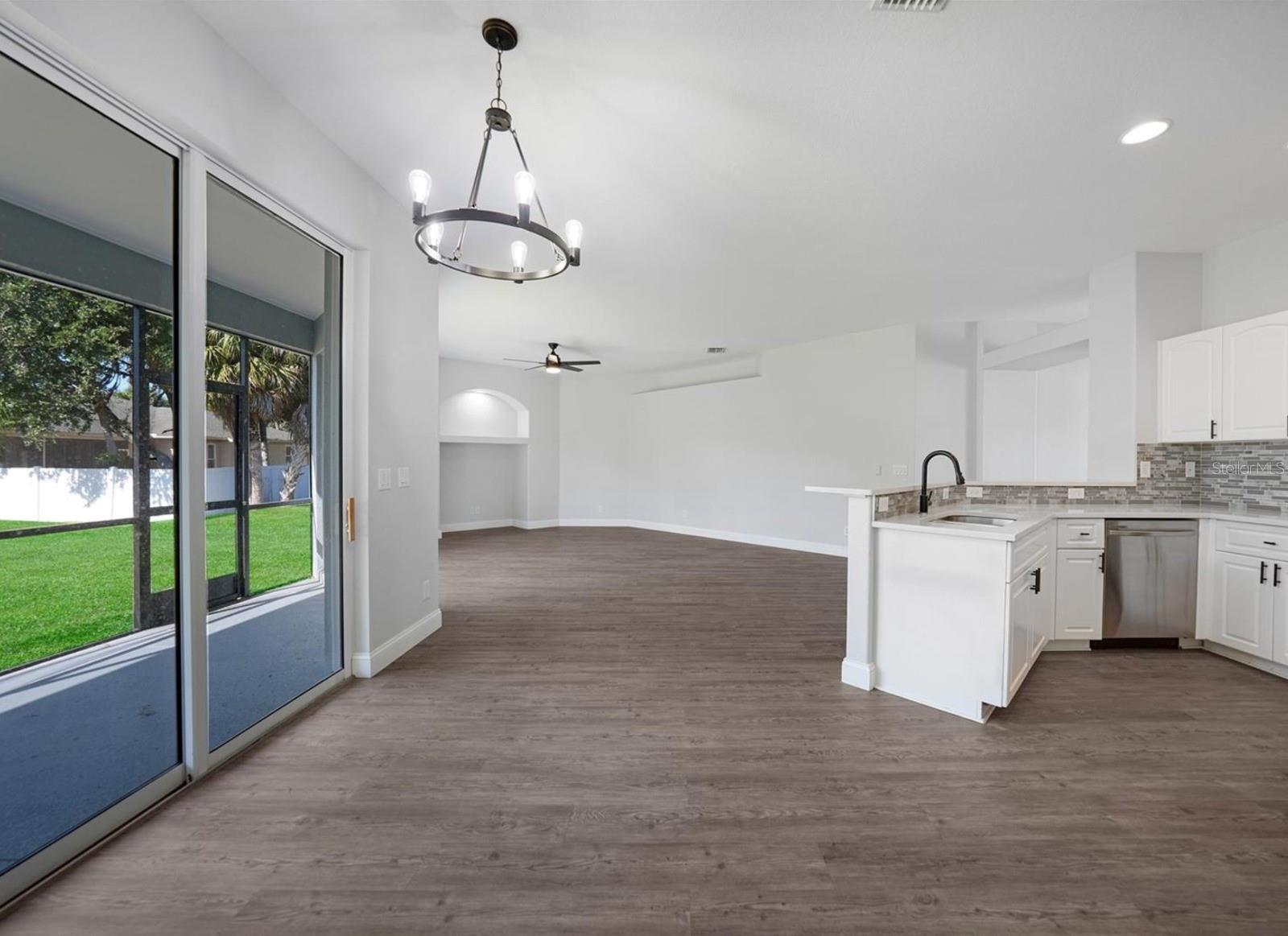 Image 7 of 19 For 1647 Squaw Ln Lane