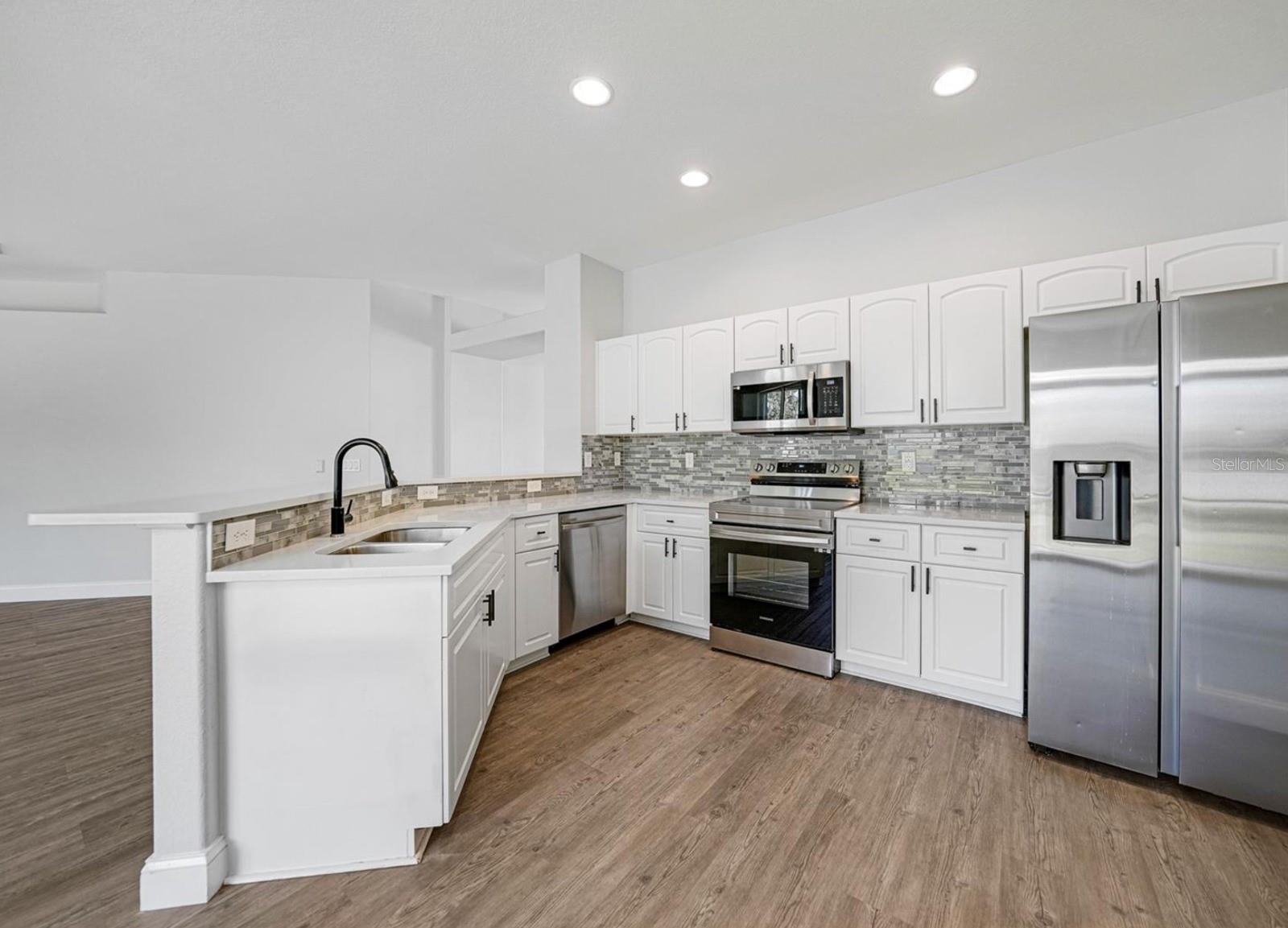 Image 8 of 19 For 1647 Squaw Ln Lane