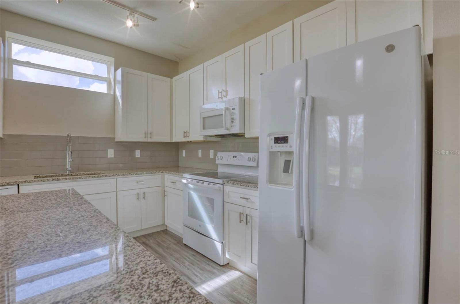 Image 13 of 32 For 1801 Houston Street