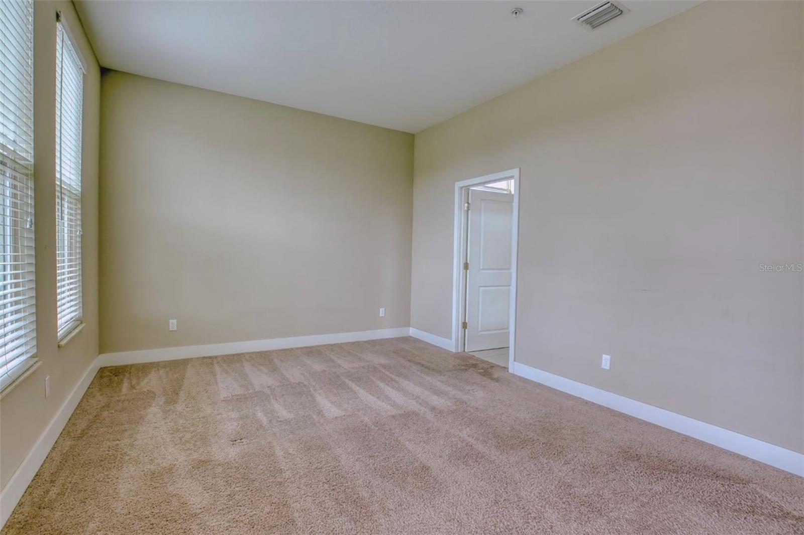 Image 18 of 32 For 1801 Houston Street