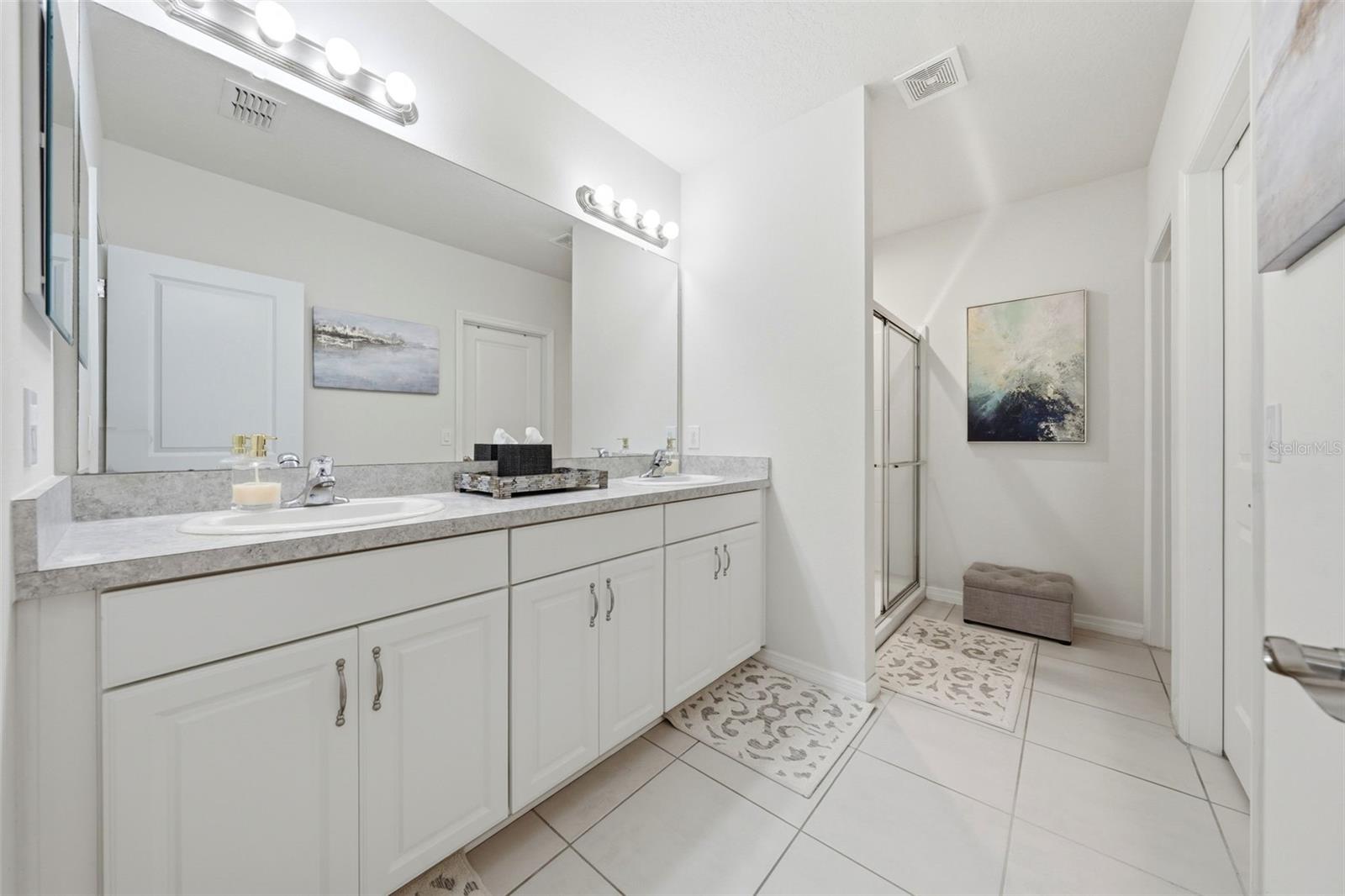 Image 21 of 43 For 2954 Greenhill Way