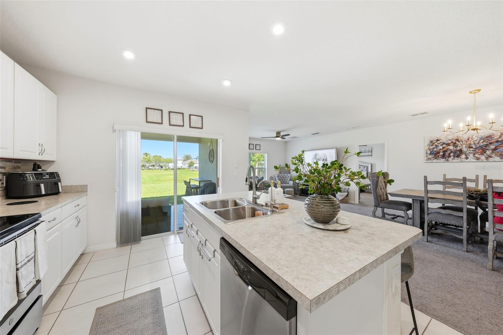 Image 28 of 43 For 2954 Greenhill Way