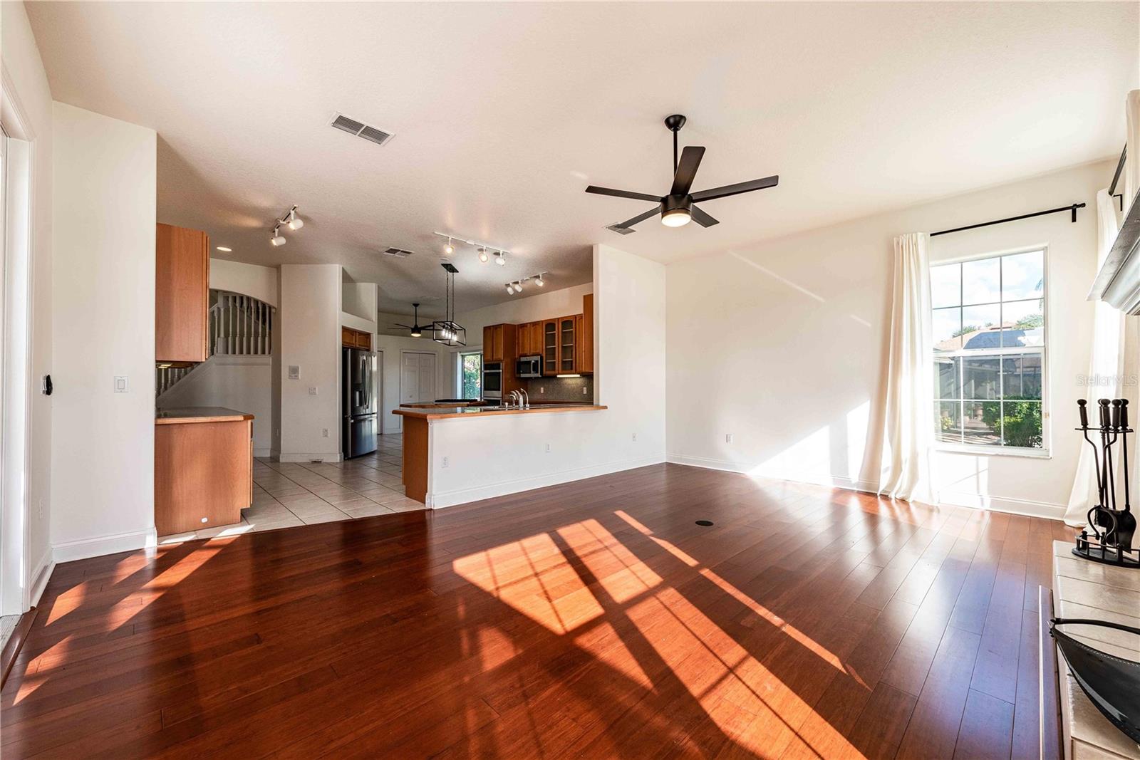 Image 18 of 39 For 4806 Lake Reserve Boulevard
