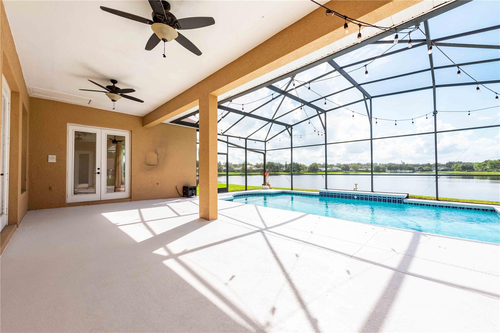 Image 31 of 39 For 4806 Lake Reserve Boulevard