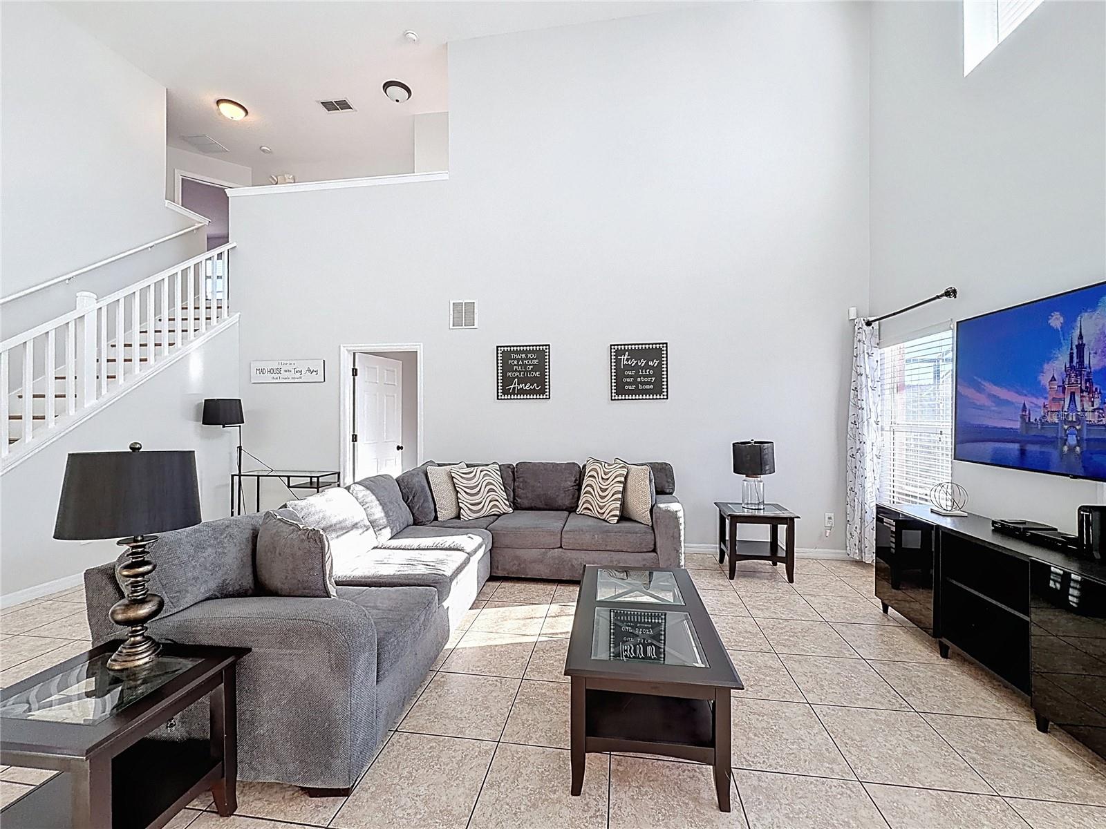 Image 15 of 41 For 217 Sevilla Avenue