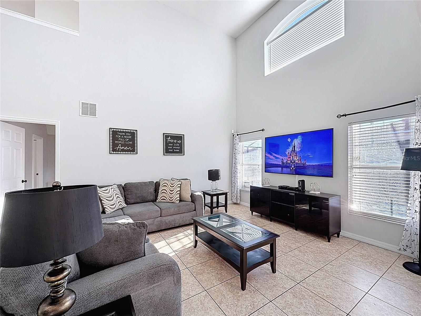 Image 17 of 41 For 217 Sevilla Avenue