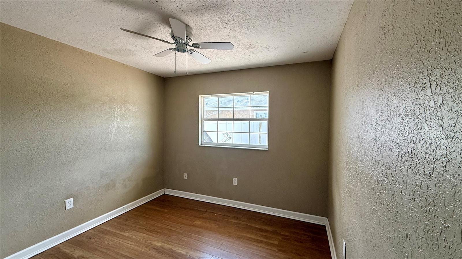 Image 11 of 17 For 1516 Alabama Avenue