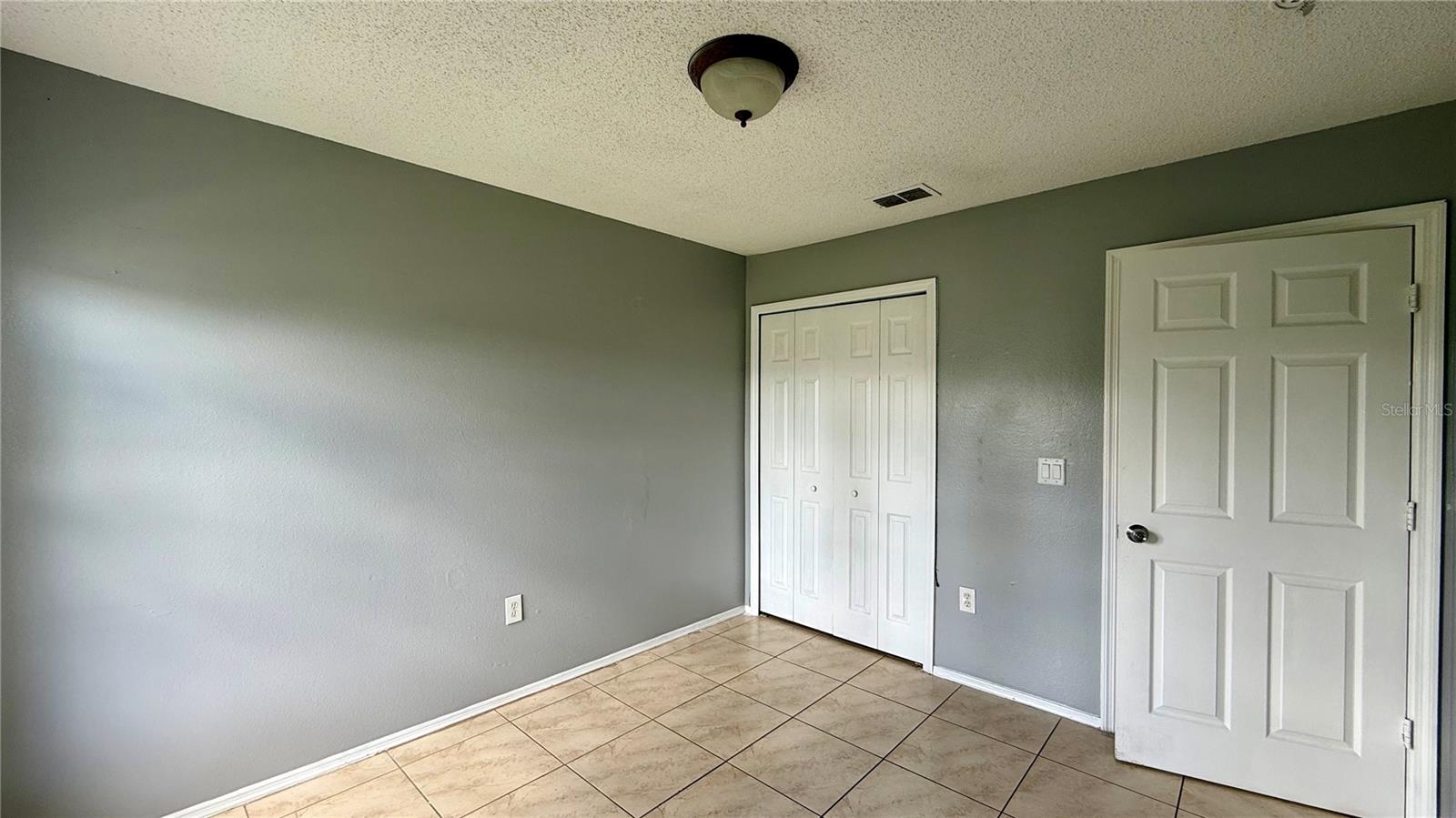 Image 11 of 17 For 13438 Fairway Glen Drive 102