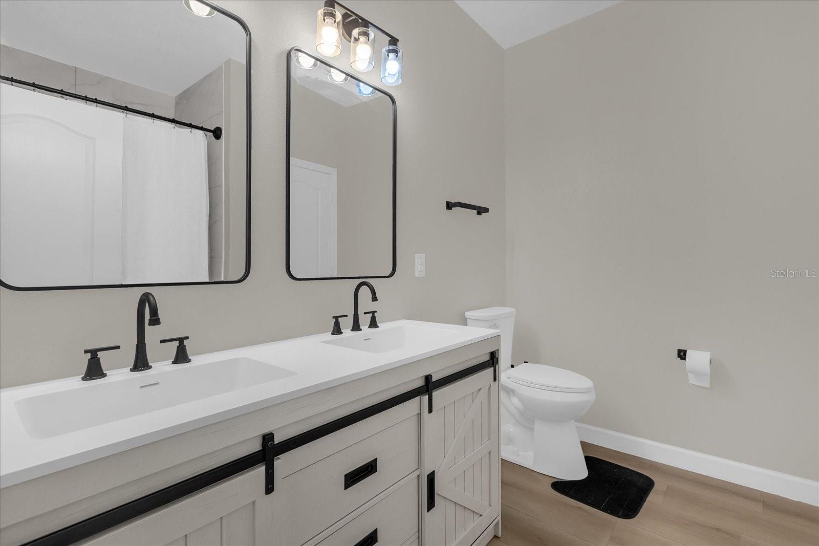 Image 21 of 30 For 4566 Orchard Grove Road